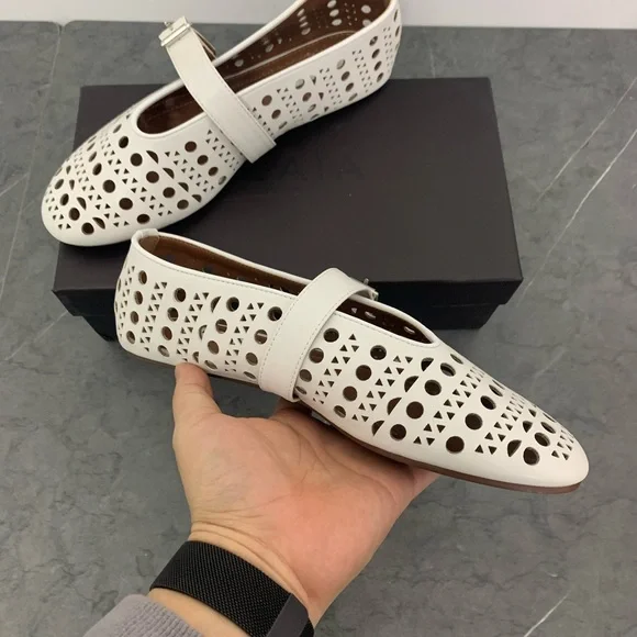 Women's White Cutout Mary Jane Shoes - Picture 2 of 6